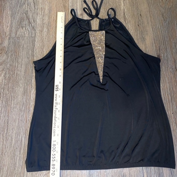 Express size medium ladies embellished sleeveless top - Picture 3 of 7